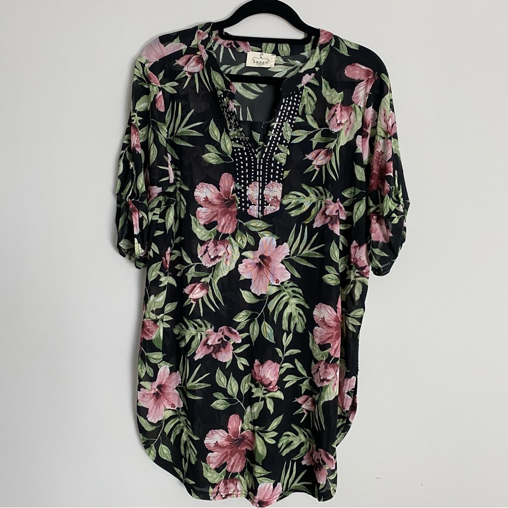 Ember - Sparkle Studded - Sheer Floral Tee - Size Large